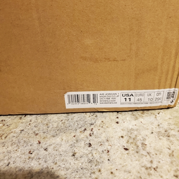 Jordan 1s midnight navy - Picture 2 of 9